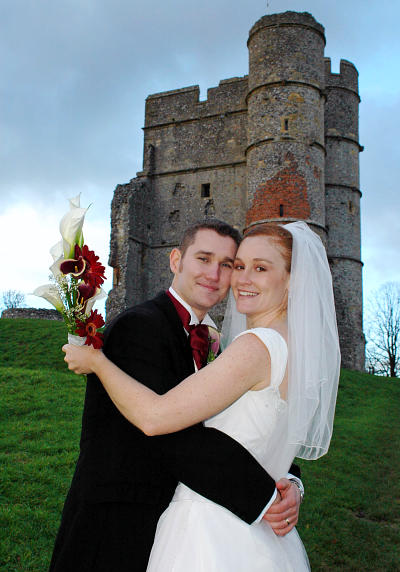 Couple photo at Donnington Castle by Newbury Wedding Photographer