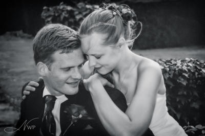 Black-and-white photography for wedding couple in Hampshire